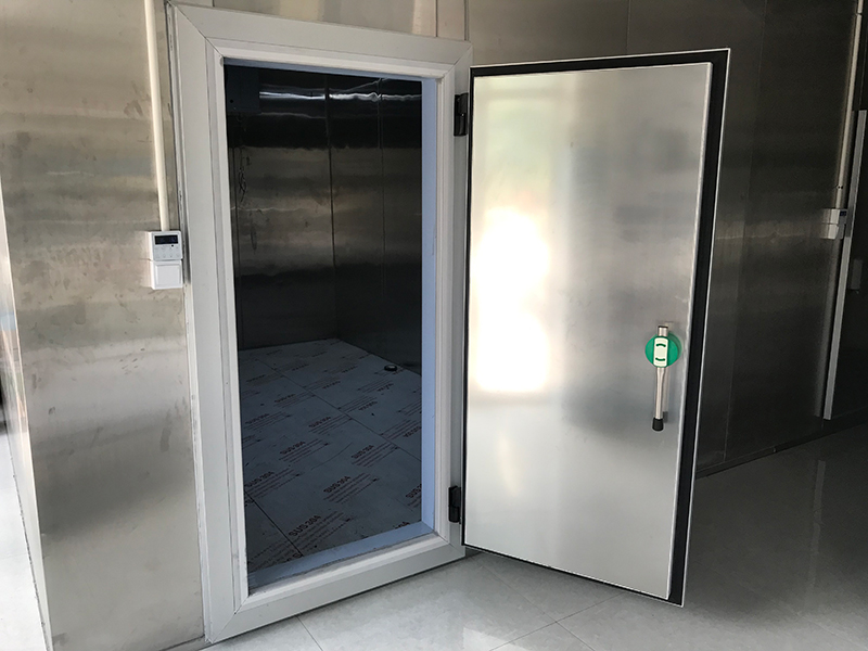 insulated cold room doors